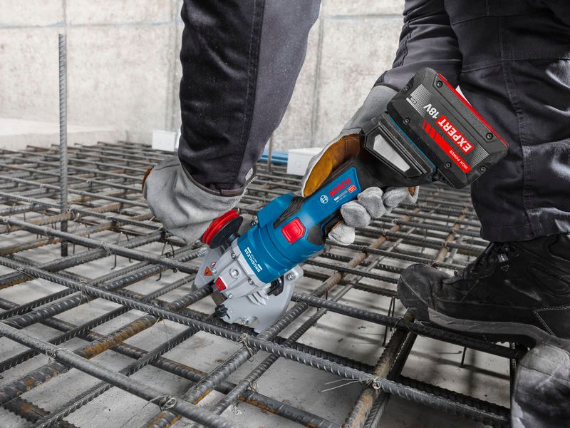 Bosch Armeringsjernkutter GBC18V-32 SOLO L-Boxx