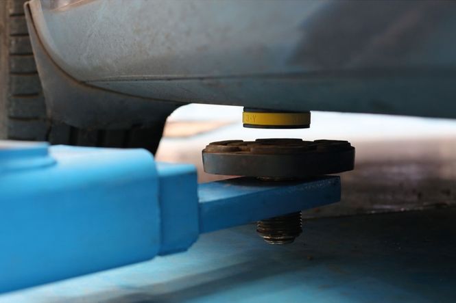 Hovedbilde Løftepads for Tesla modell 3 og Y 4 stk 8439