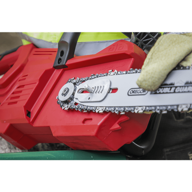 Hovedbilde Motorsag 25cm på batteri 20V serien med lader, 2 batterier og veske CP20VCHSKIT